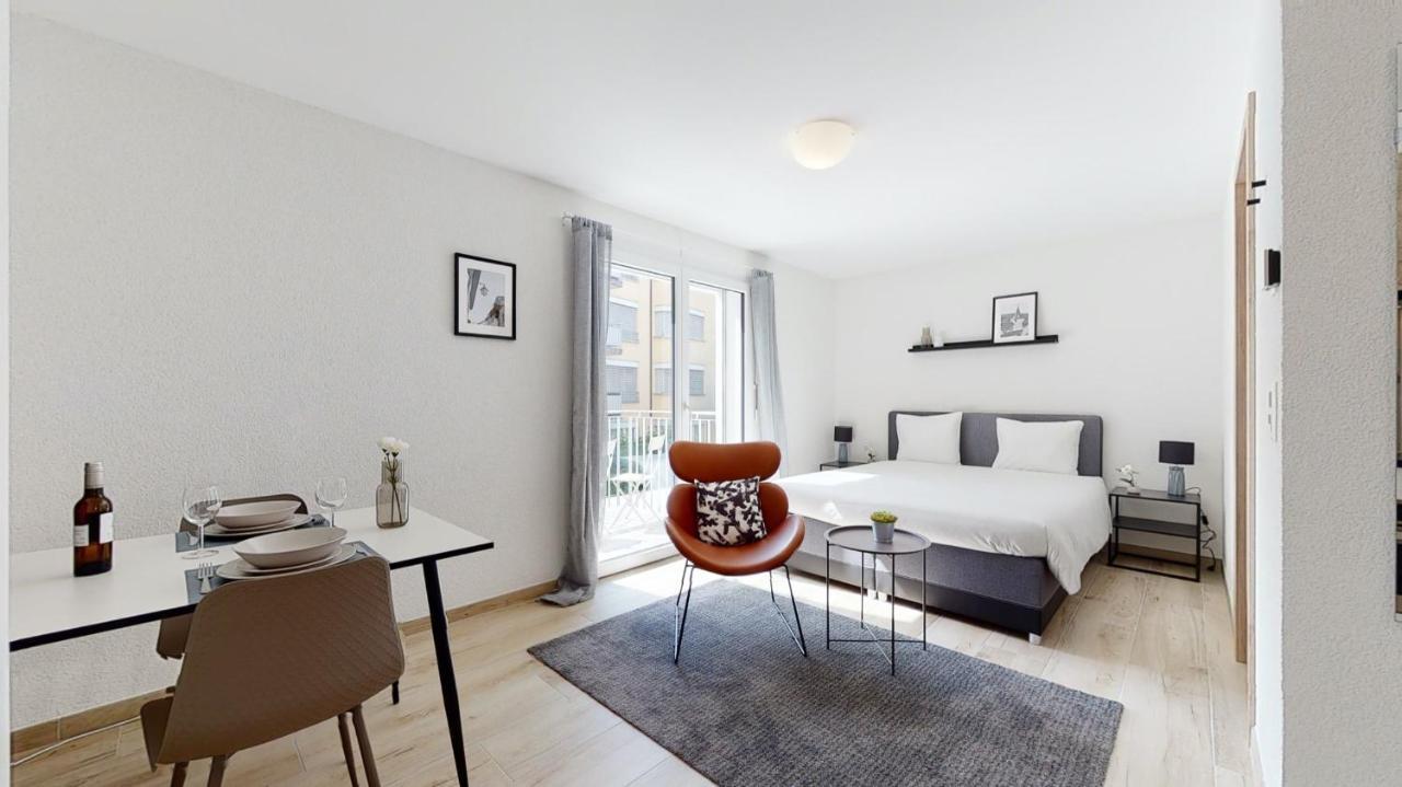 Nonanteneuf Appart Hotel Aigle - Contactless Check-In Экстерьер фото