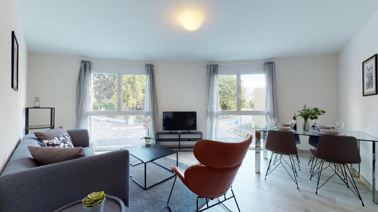 Nonanteneuf Appart Hotel Aigle - Contactless Check-In Экстерьер фото