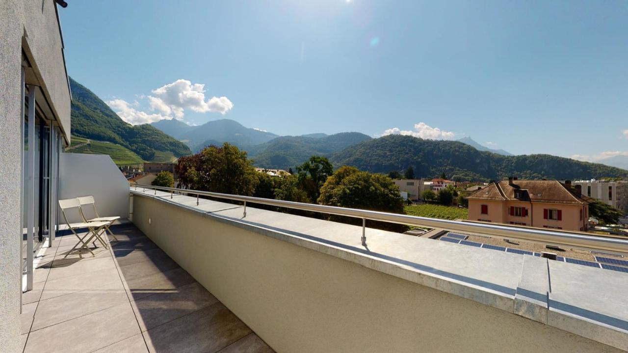 Nonanteneuf Appart Hotel Aigle - Contactless Check-In Экстерьер фото