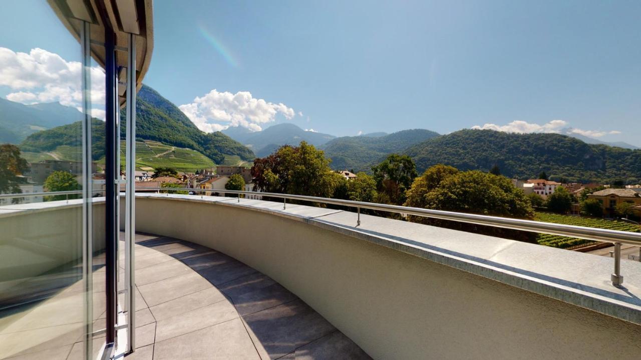 Nonanteneuf Appart Hotel Aigle - Contactless Check-In Экстерьер фото