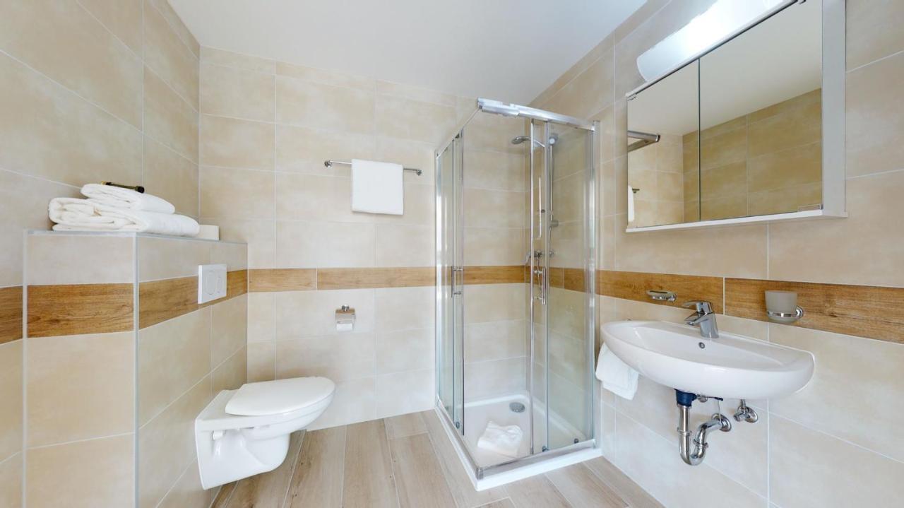 Nonanteneuf Appart Hotel Aigle - Contactless Check-In Экстерьер фото