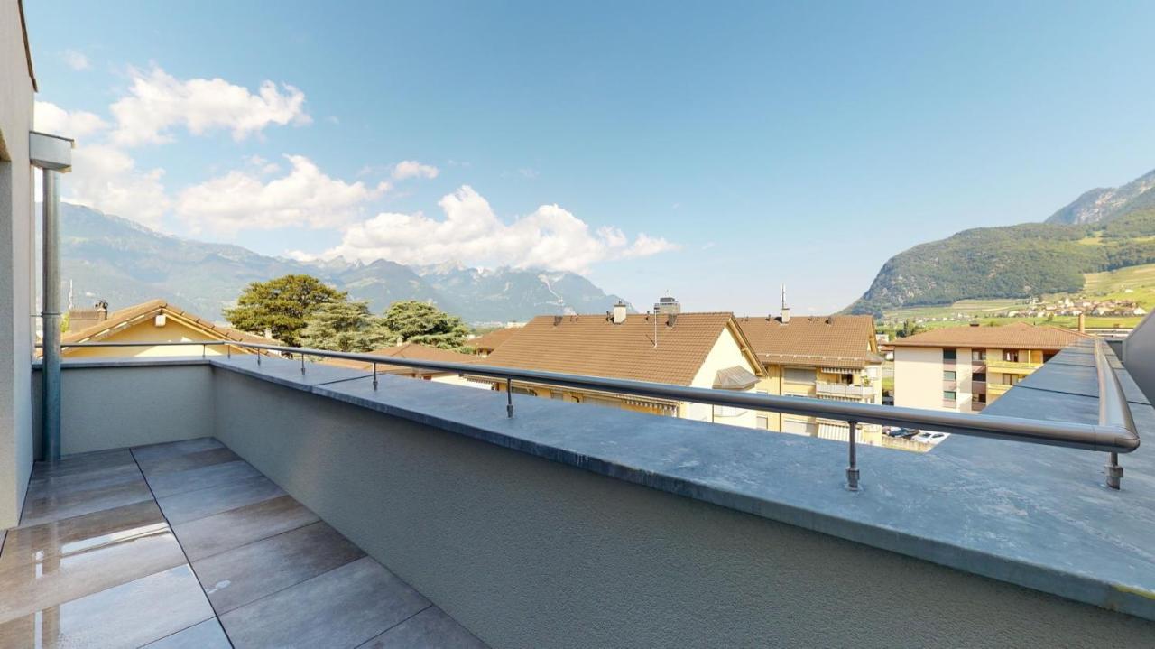 Nonanteneuf Appart Hotel Aigle - Contactless Check-In Экстерьер фото