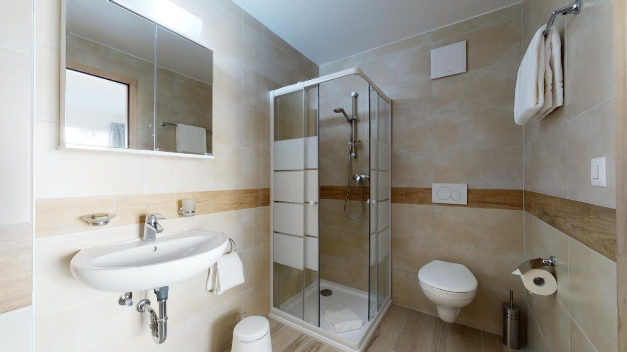 Nonanteneuf Appart Hotel Aigle - Contactless Check-In Экстерьер фото